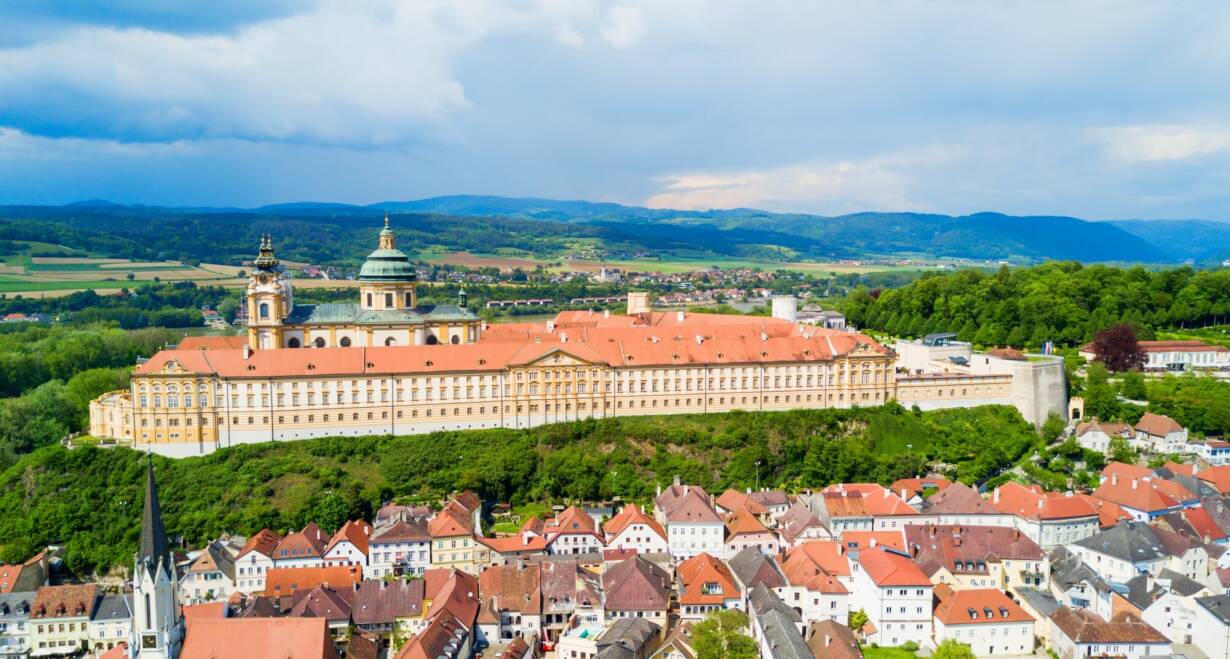 10-daagse cruise Majestueuze Donau, Historische steden en idyllische landschappen - OostenrijkZondag in Melk