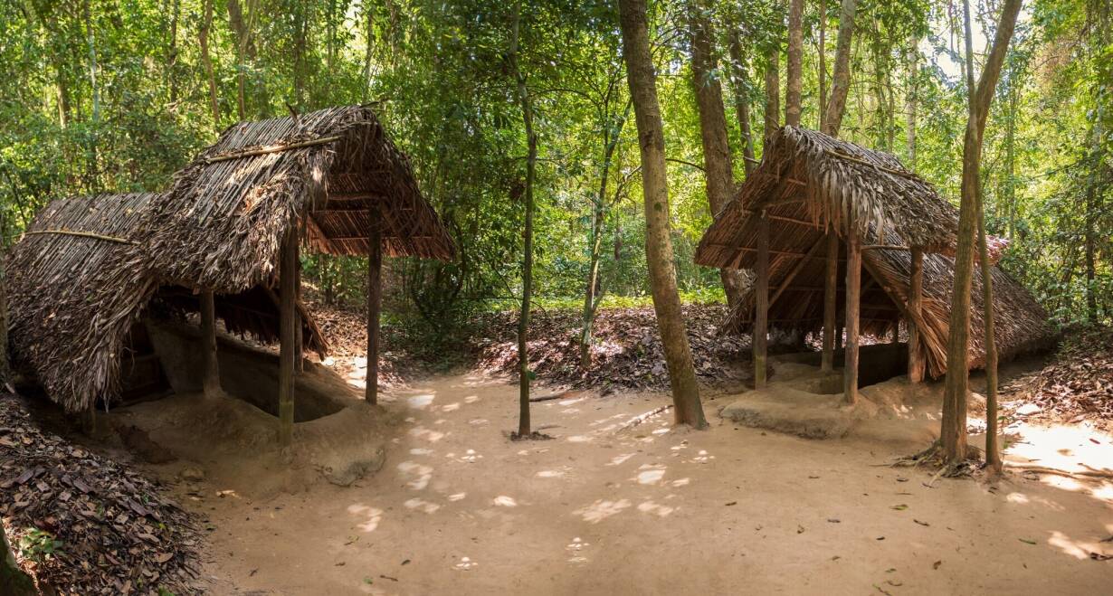 Avontuurlijke Mekongcruise Vietnam & Cambodja: kennismaking met de koninkrijken van Indochina - VietnamCu Chi-tunnels en Ho Chi Minhstad